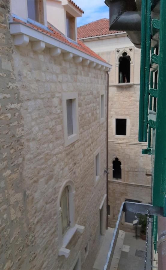 Rooms And Apartments Villa Town Gate Hvar Hvar Town Exteriör bild
