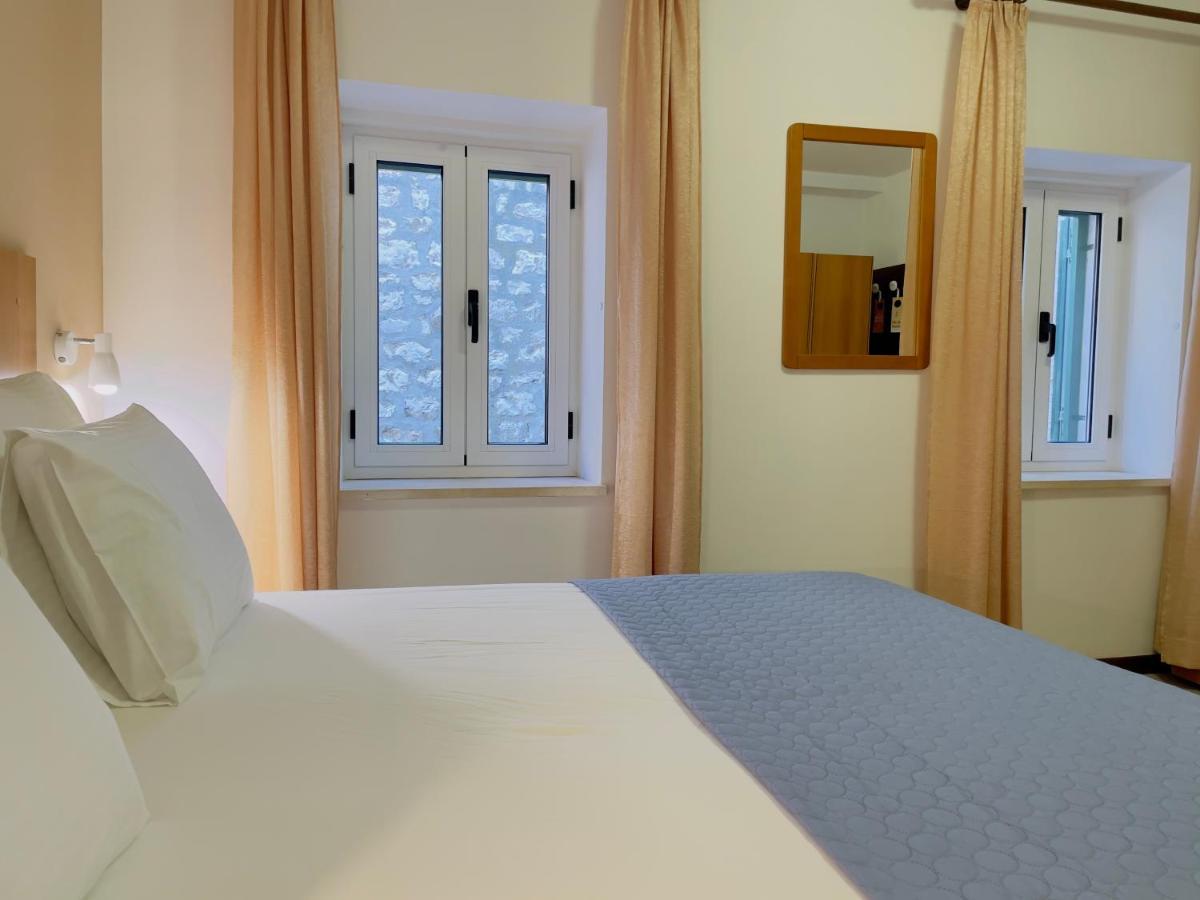 Rooms And Apartments Villa Town Gate Hvar Hvar Town Exteriör bild