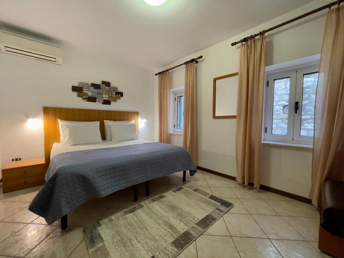 Rooms And Apartments Villa Town Gate Hvar Hvar Town Exteriör bild